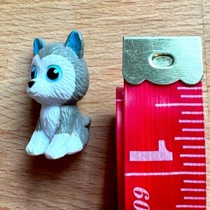 TY Slush the Husky Dog Mini Hard Plastic Mini Figure - 1 inch